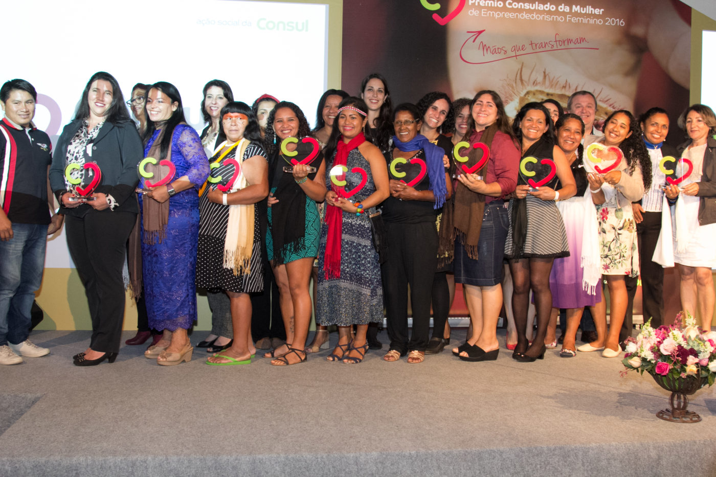 projetos-vencedores_premio-consulado-da-mulher-2016