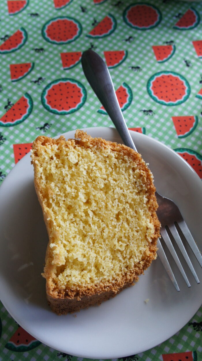 Vem, tem bolo de fubá