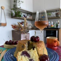 Receita de bolo de baunilha com cereja