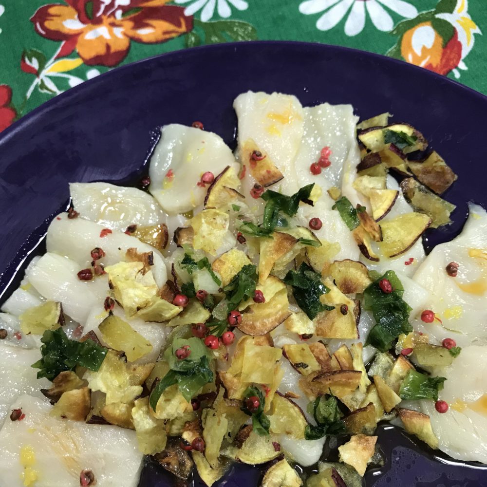 Receita do dia: tiradito de peixe marinado no azeite